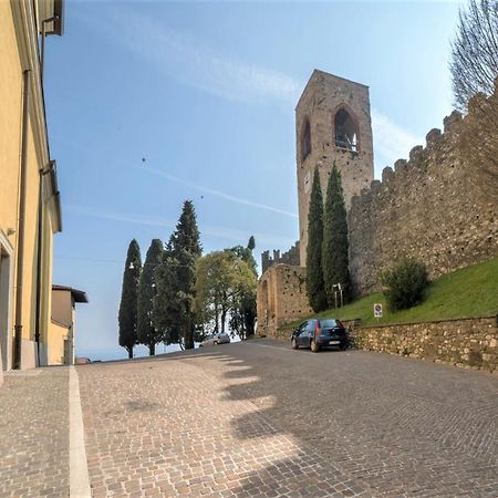 Gardappartamenti Castle Bell Moniga del Garda Exterior foto