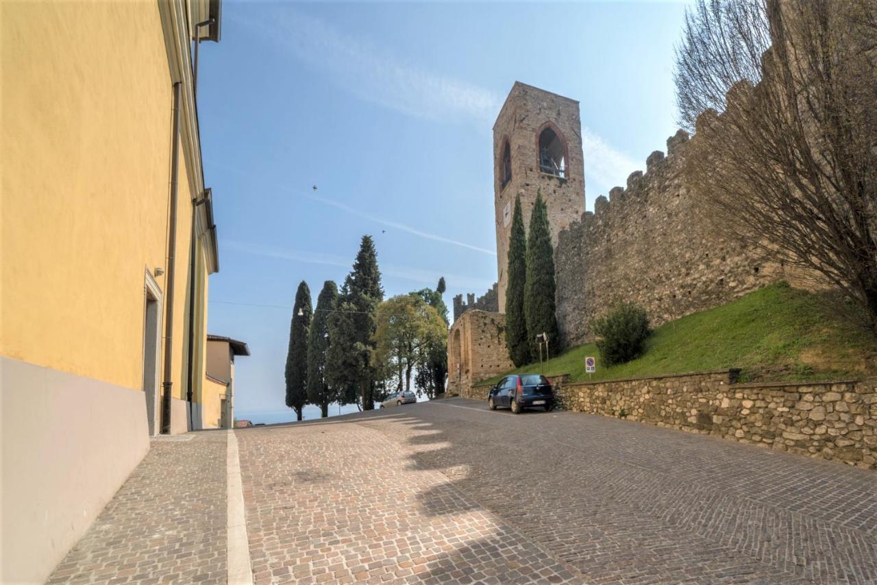 Gardappartamenti Castle Bell Moniga del Garda Exterior foto